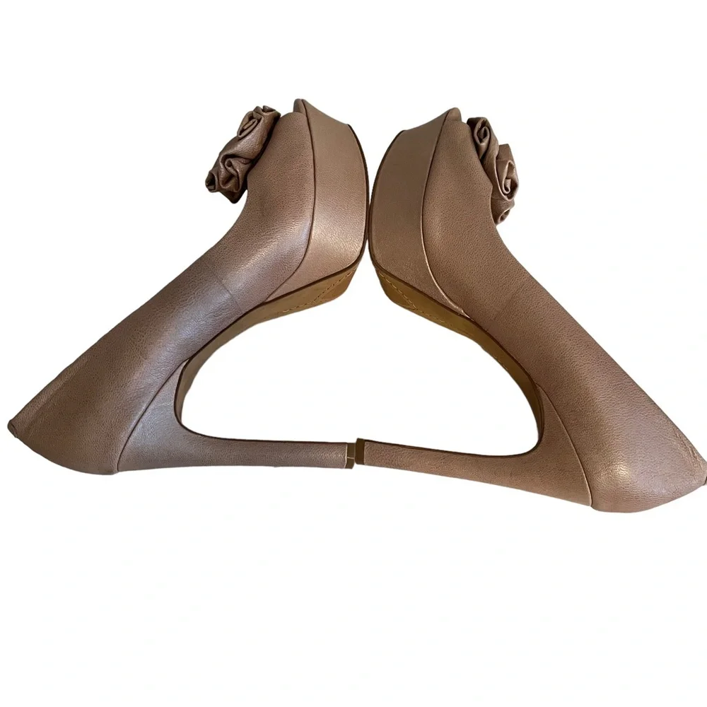 Vince Camuto vince camuto